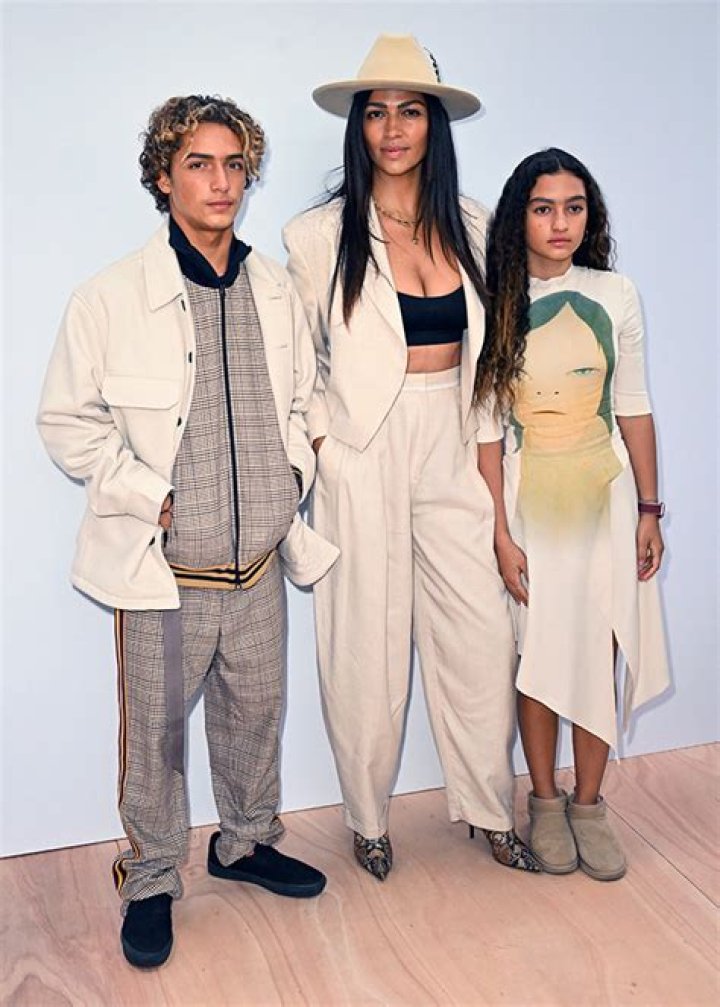 Matthew McConaughey’s Son Levi, 14, Looks Just Like Him At PFW With Mom & Sister, 13