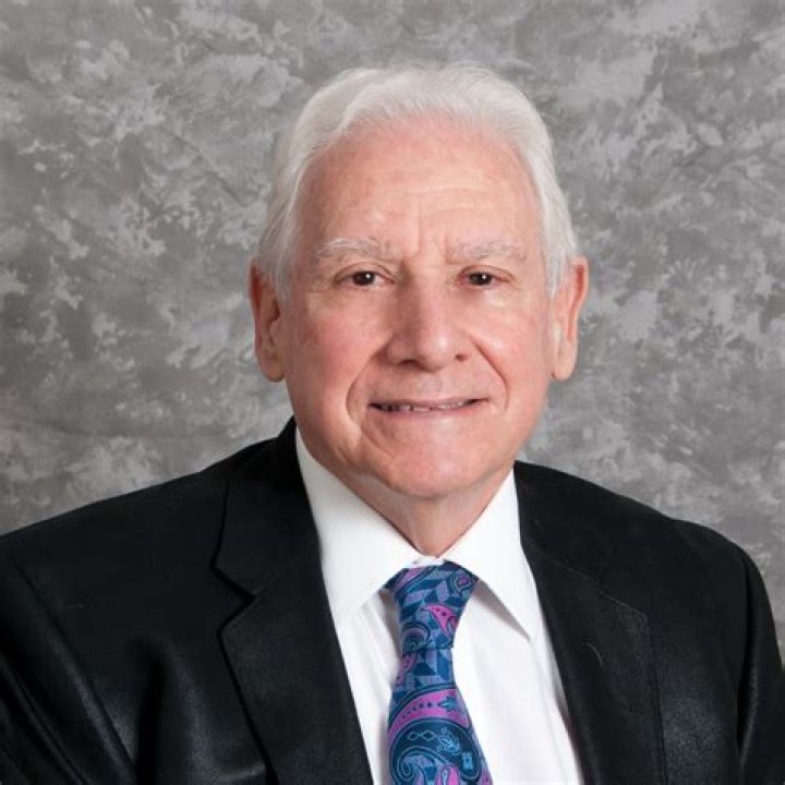 Photos Of The ‘Catfish’ Star – Hollywood Life