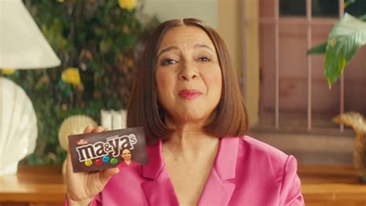 Maya Rudolph & M&M’s Team Up For A 2023 Super Bowl Commercial: Watch – Hollywood Life