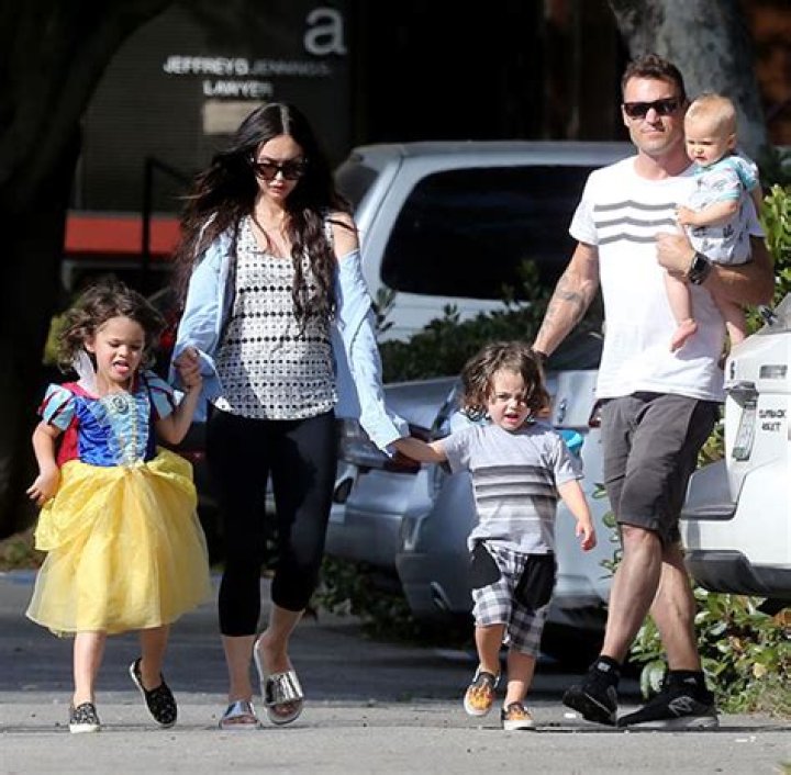 Megan Fox’s Son Wears Dress To Adorable Family Lunch — Cute Pic – Hollywood Life