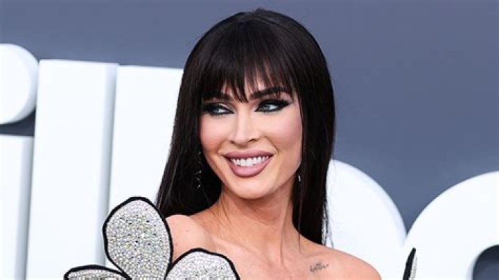 Megan Fox’s Go-to $15 Smoothing Cream for Frizzy Hair – Hollywood Life