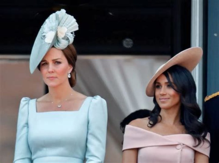 Meghan Markle & Kate Middleton Copying Queen Elizabeth’s Style: Pics – Hollywood Life