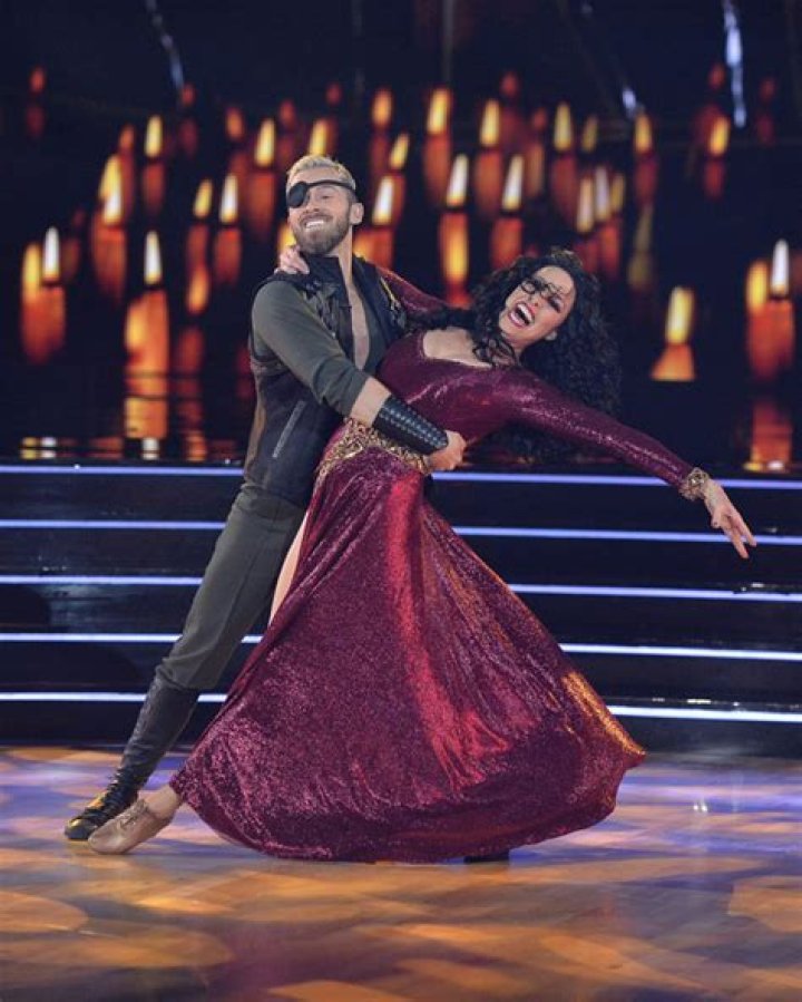 Melora Hardin On Artem Chigvintsev & The First 10 Of ‘DWTS’ Season 30 – Hollywood Life