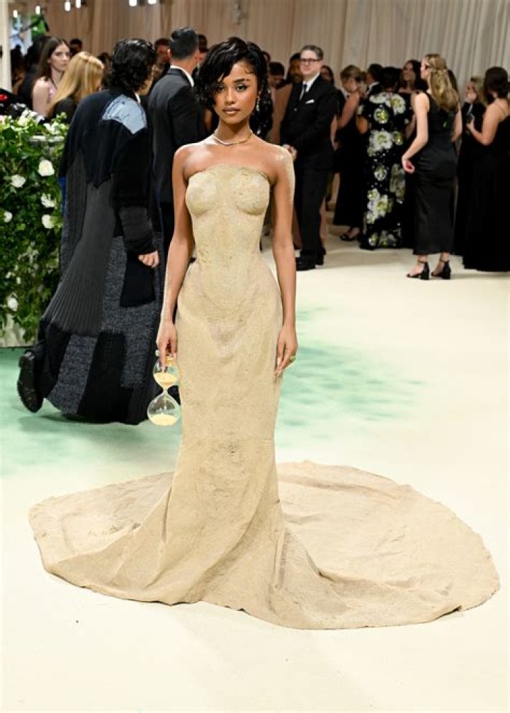 Met Gala 2024 Best Dressed: Photos of the Enchanted Celebrity Outfits