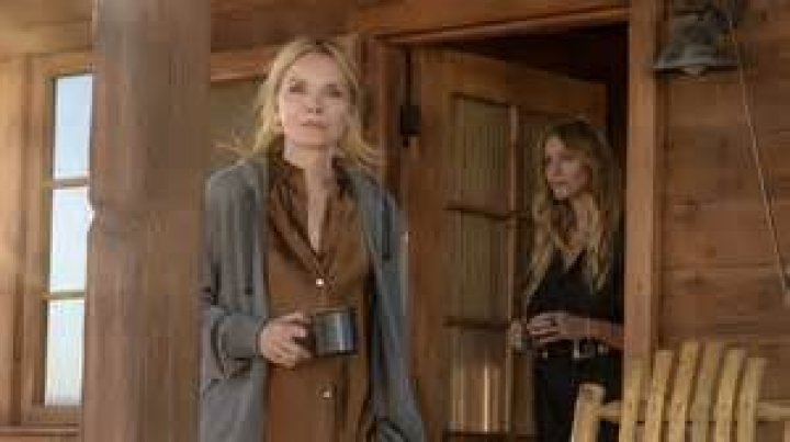 Michelle Pfeiffer, 62, Goes Makeup-Free & Is So Relatable While Dreading Her Quarantine Workout — Pic