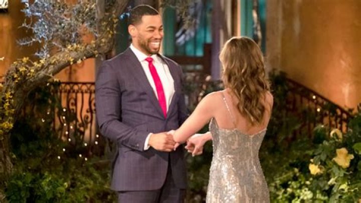 Mike Johnson Defends Ex Hannah Brown & Peter Weber’s Emotional Talk On ‘The Bachelor’