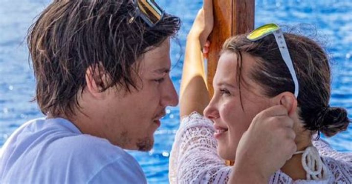 Millie Bobby Brown’s Orange Bikini With Jake Bongiovi In Italy: Photos – Hollywood Life