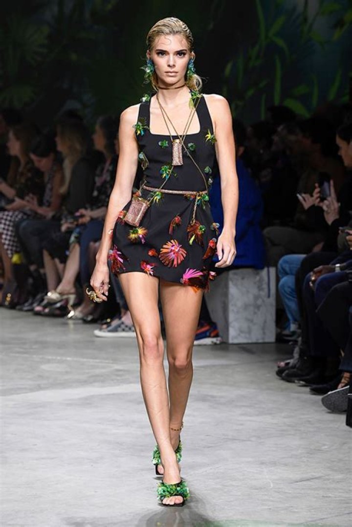 Kendall Jenner, Gigi Hadid & More Hot Models Rocking Mini Dresses On The Runway