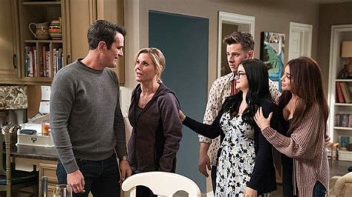 Which Character Is Expecting A Baby? – Hollywood Life