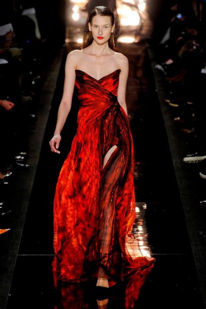 Monique Lhuillier Had So Many Oscar-Worthy Gowns – Hollywood Life