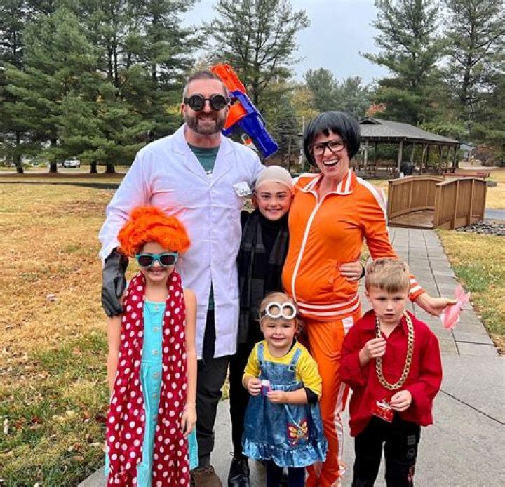 Morning Show Halloween Costumes Pics 2015 – Hollywood Life