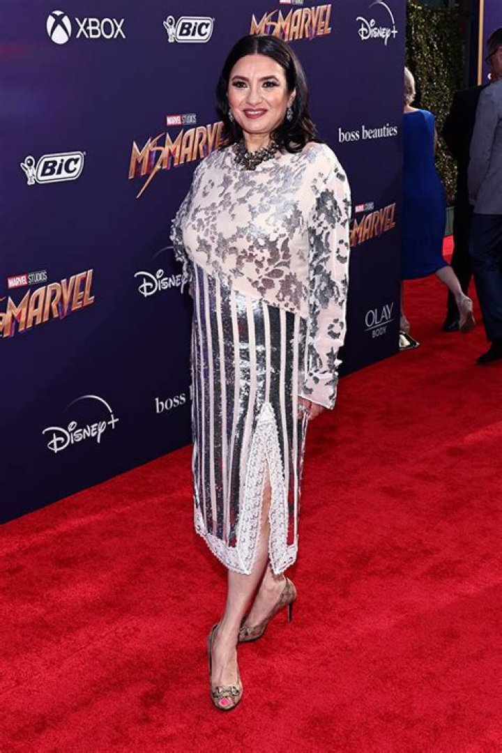 Zenobia Shroff Exclusive – Hollywood Life