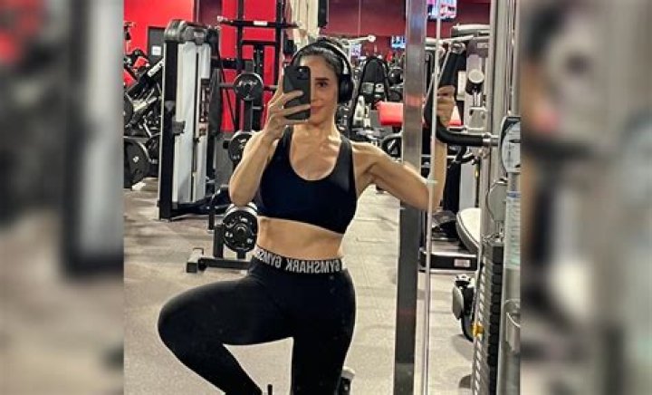 ‘Octomom’ Posts Workout Selfies & Reveals What Her Body Endured During Pregnancy
