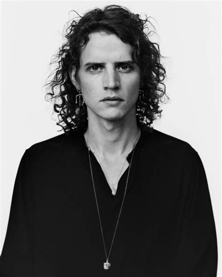 Nick Leng Brings ‘Duality & Sensation’ With New Songs ‘My Mind Is A Mess In The Morning’ & ‘Morning Midnight’