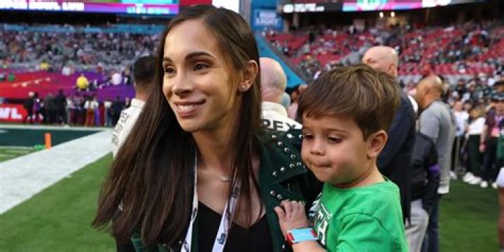 Facts About Eagles Coach’s Spouse – Hollywood Life