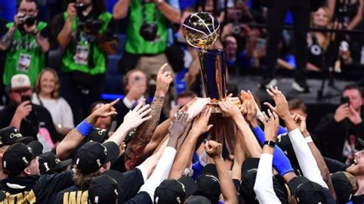 Nick Young Mocks Himself For Going From Cheating On Iggy Azalea to Winning NBA Finals