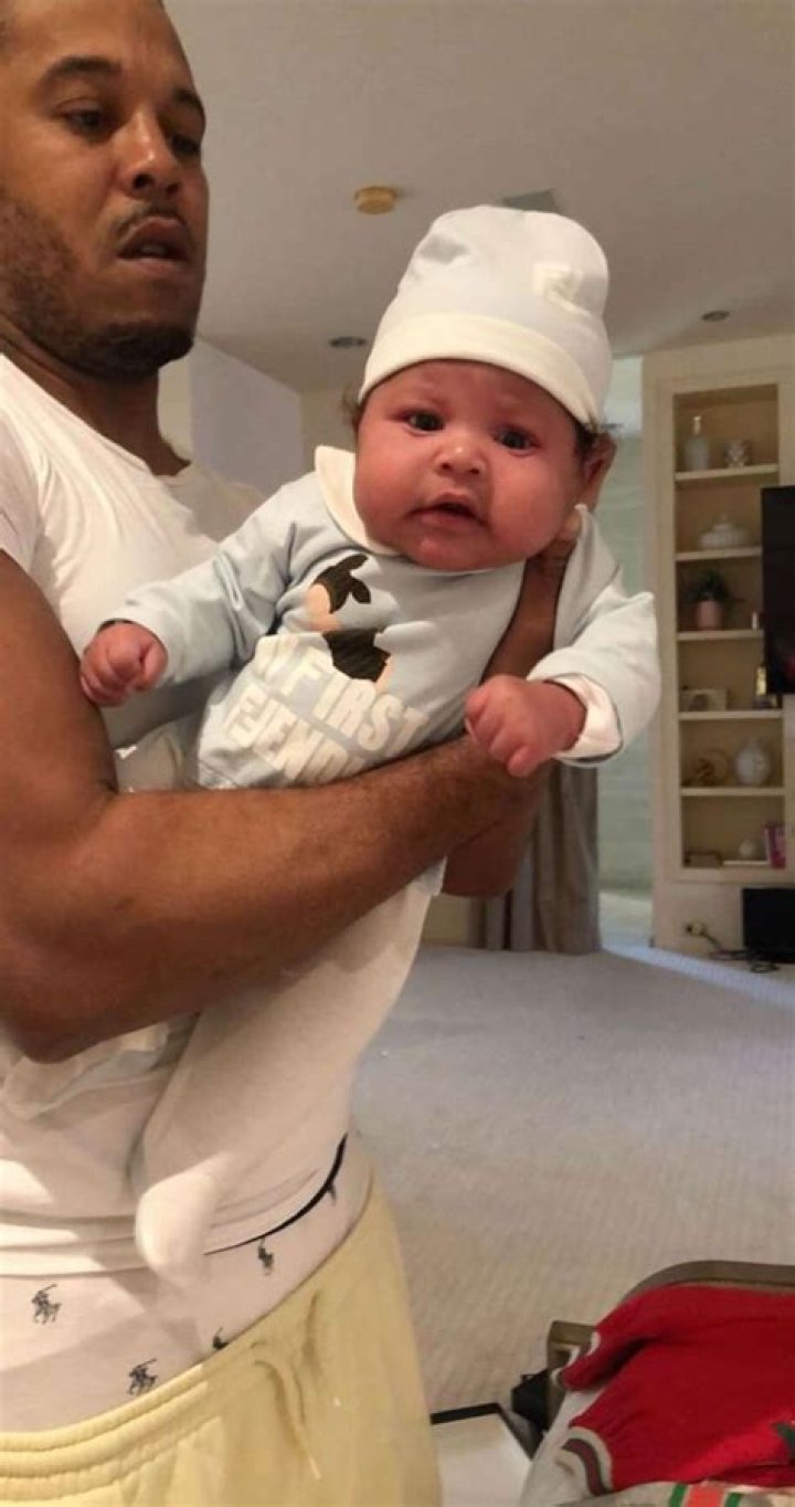 Nicki Minaj’s Son Loves Sleeping On Her Chest, She Says In Cute Update – Hollywood Life