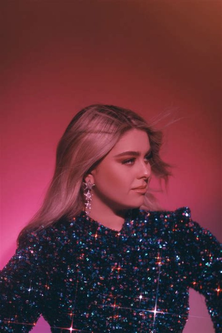 Olivia Penalva Shows How ‘Impulse Can Sometimes Outweigh Logic’ In Her New Video For ‘Ex’s’