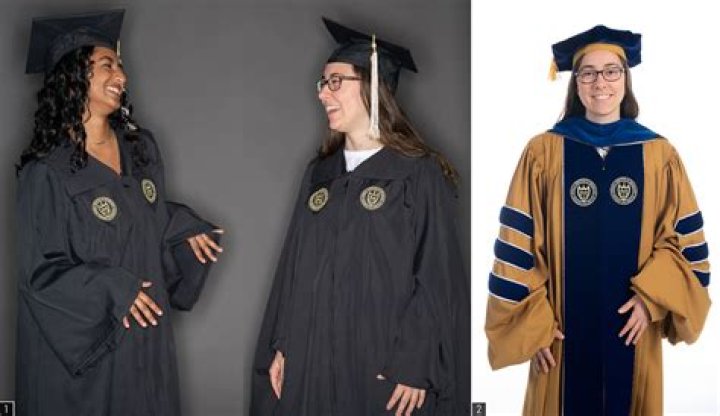 See Her Peace Out In New Pic – Hollywood Life