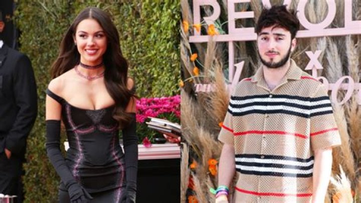 Olivia Rodrigo & Zack Bia Enjoy a Cozy Spring Lunch Date: Photos – Hollywood Life