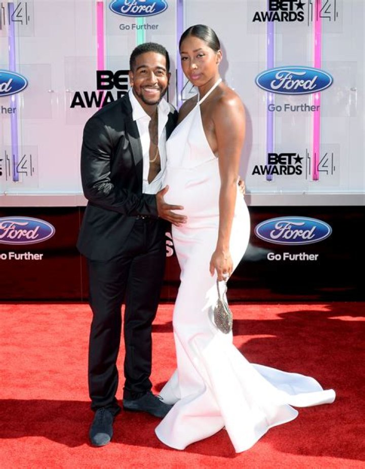 Apryl Jones Flaunts Baby Bump At BET Awards – Hollywood Life