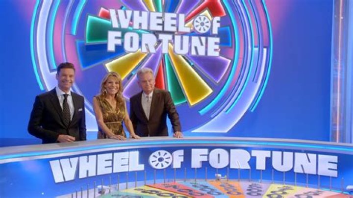 ‘Wheel Of Fortune’s Pat Sajak Apologizes For ‘Yelling’ At A Contestant & Calling Him ‘Ungrateful’