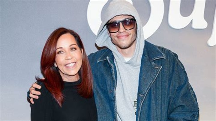 Pete Davidson’s Mom Amy Shares 9/11 Tribute to His Dad Scott: Photos – Hollywood Life