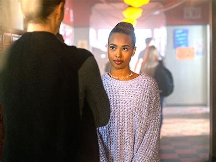 ‘PLL: Original Sin’ Star Teases Faran & Henry’s Romance: Exclusive – Hollywood Life