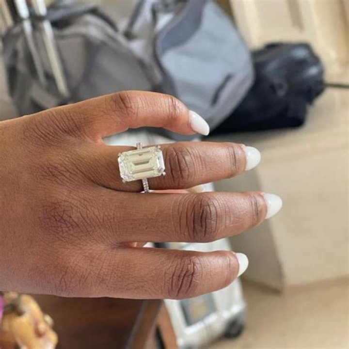 Porsha Williams’ Engagement Ring: See Close-Up Of Her Diamond From Simon Guobadia