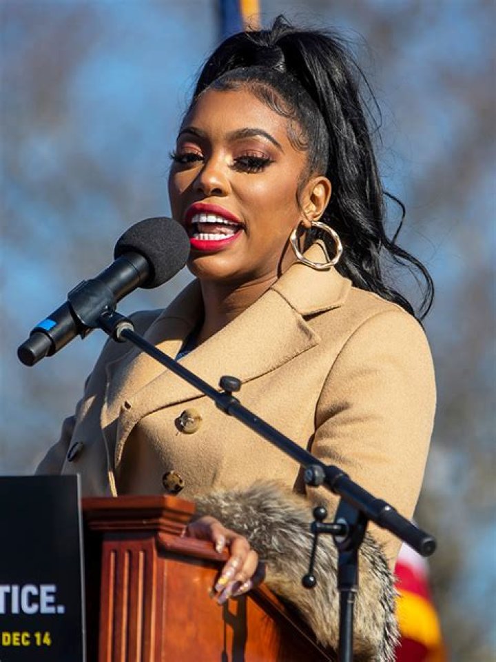 Porsha Williams Reveals First Encounter With R. Kelly Years Ago – Hollywood Life