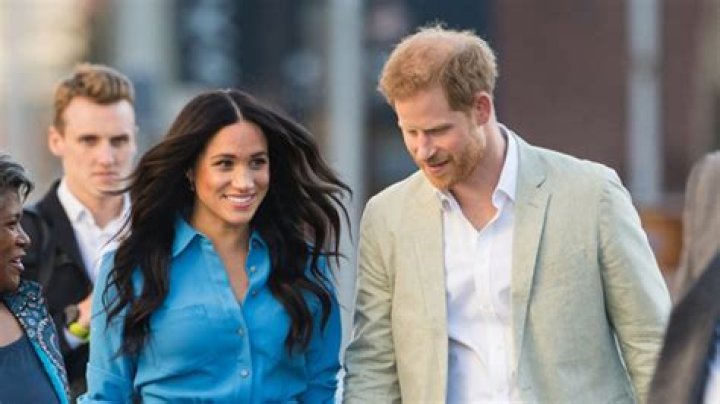 Prince Harry & Meghan Markle Roll Up Their Sleeves & Cook As They Volunteer For Gang-Rehab Charity