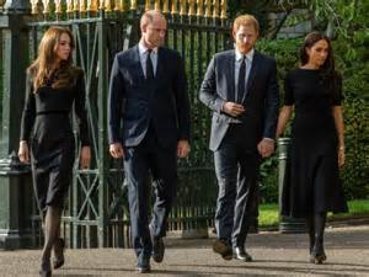 Prince Harry & Meghan Markle Reunite With Prince William & Kate In 1st Photos As They Mourn Queen