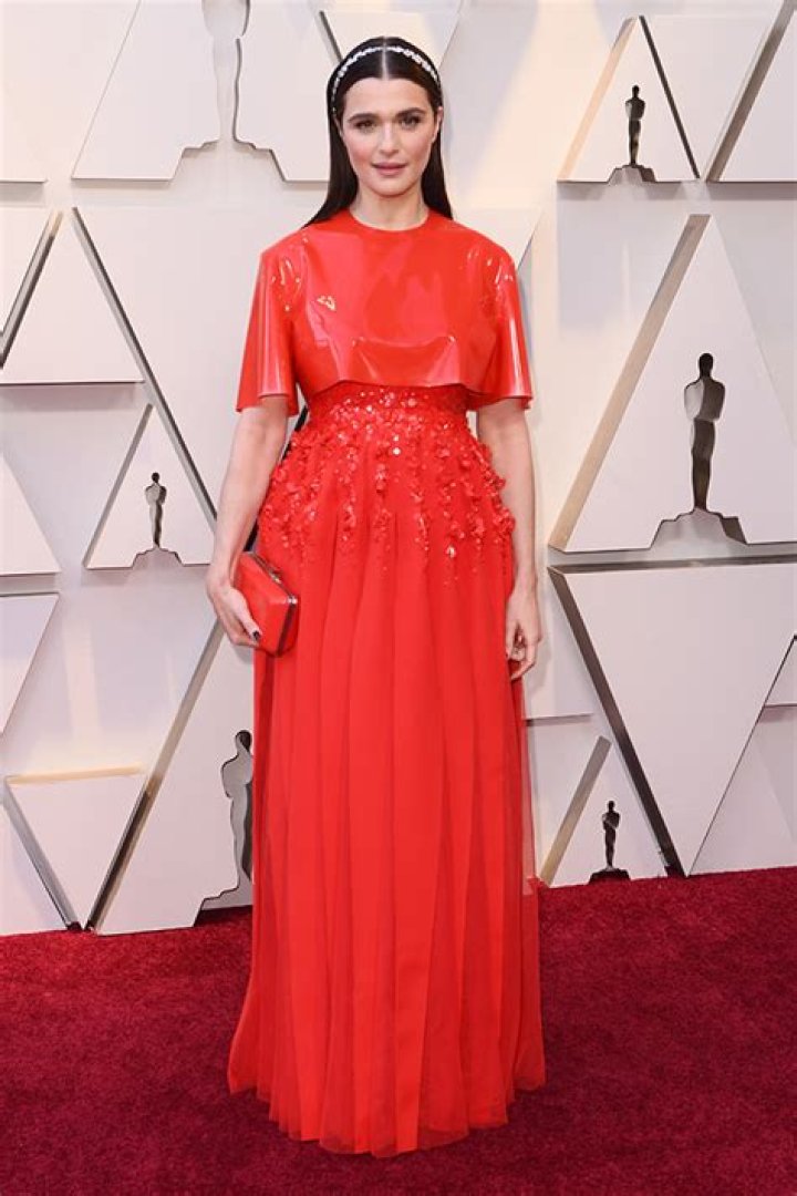 Rachel Weisz’s Dress At Oscars 2019 – Red PVC & Tulle Dress – Hollywood Life