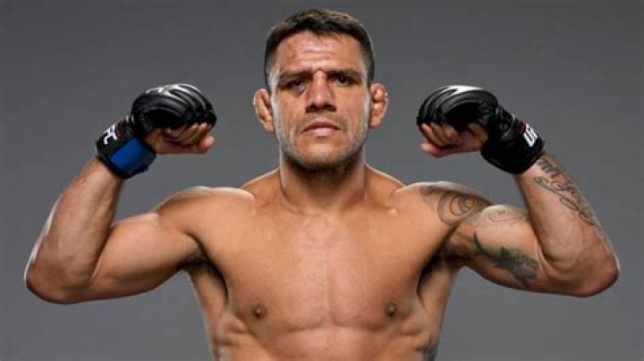 Rafael Dos Anjos Celebrity Profile – Hollywood Life