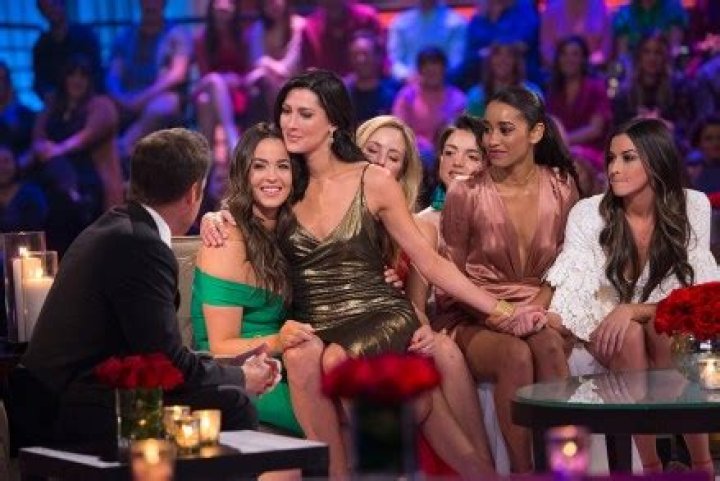 ‘Bachelor’ Stars Raven Gates & Bekah Martinez Engage In Major Twitter Feud Over Tia Booth