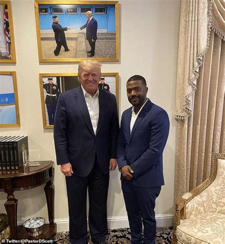 Ray J Meets With Donald Trump In Mar-A-Lago Under Huge Photo of Kim Jong-Un