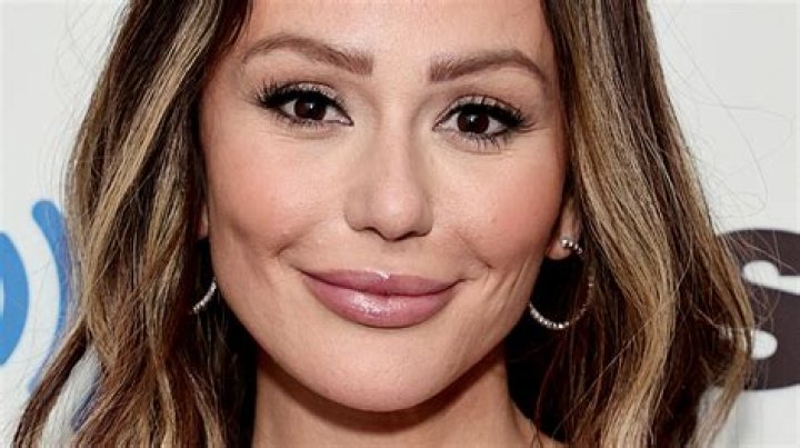 Jenni ‘JWoww’ Farley Stuns In Makeup-Free Selfie + 8 MORE Reality Stars Going Bare-Faced Online