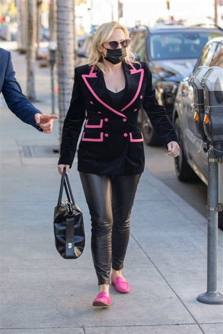 Rebel Wilson Rocks Black & Pink Blazer With Leather Leggings In Beverly Hills – Photo