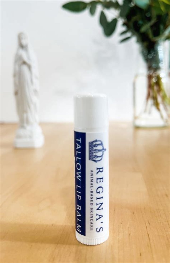 Regina Hall’s Favorite $13 Lip Balm Tastes Just Like Chocolate