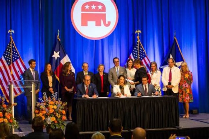 Republican National Convention: When & How To See Melania, Ivanka & Donald Trump’s Speeches