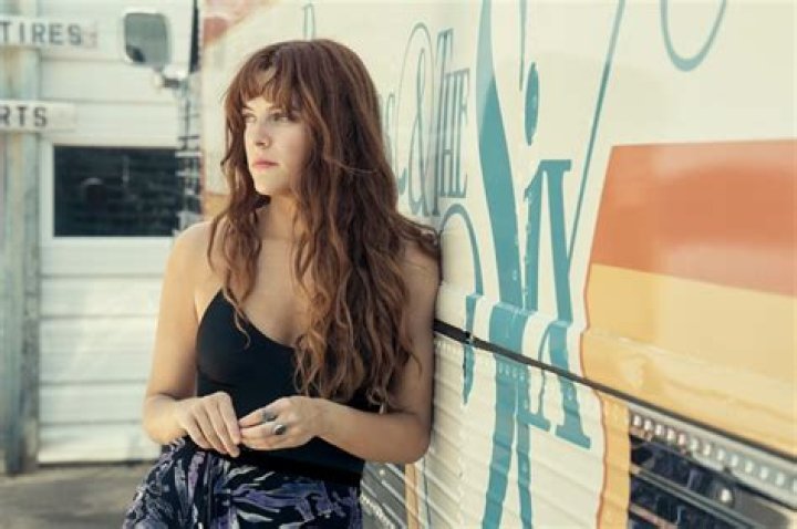 Photos Of Her Performance Looks & More – Hollywood Life