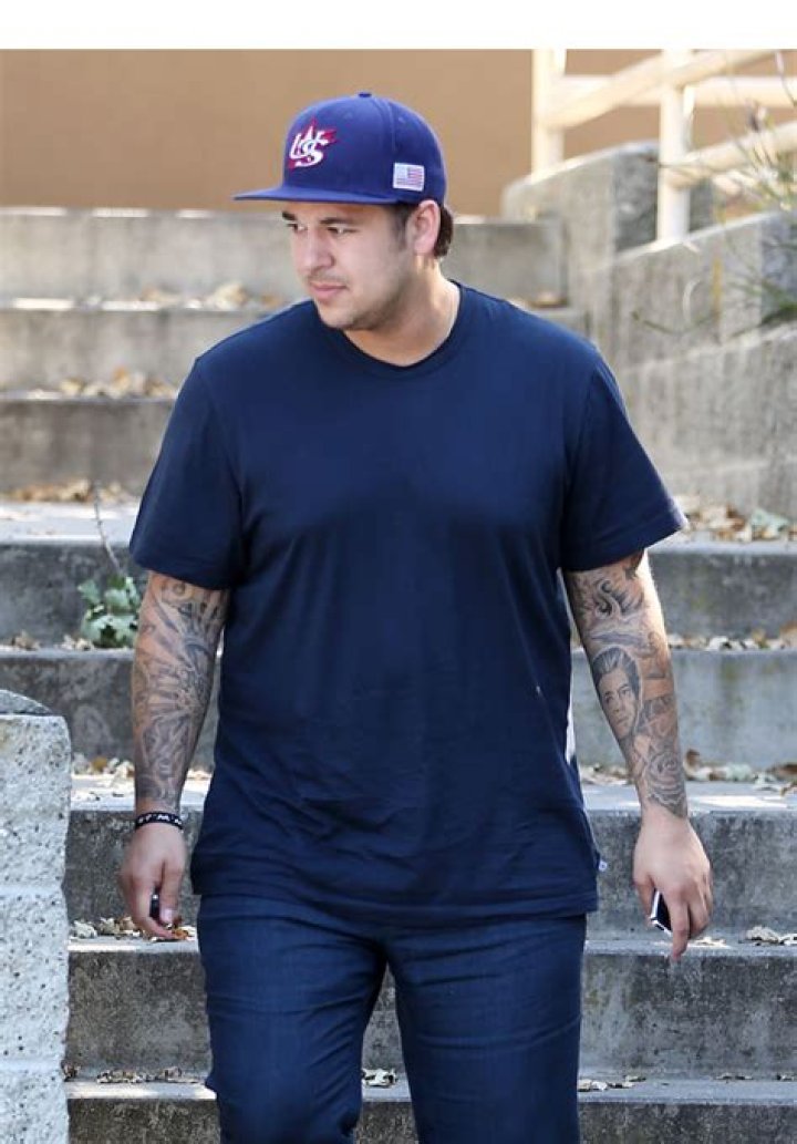 Rob Kardashian’s Having A Life Coach Move In With Him To Help Get ‘Back On Track’