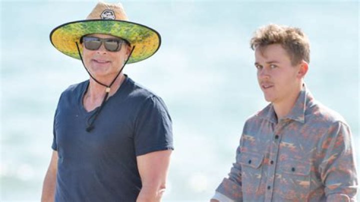 Rob Lowe & Lookalike Son John Go On Beach Outing — Pics – Hollywood Life