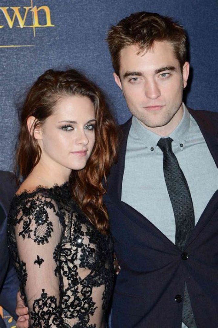 Robert Pattinson & Kristen Stewart's Most Romantic 'Breaking Dawn' Moments