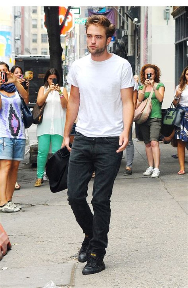 Robert Pattinson Strips Down & Sells Coke In Racy New Film Role