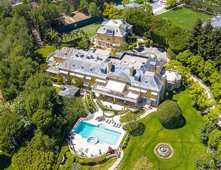 Rod Stewart Selling Beverly Hills Mansion For $70 Million: Photos – Hollywood Life