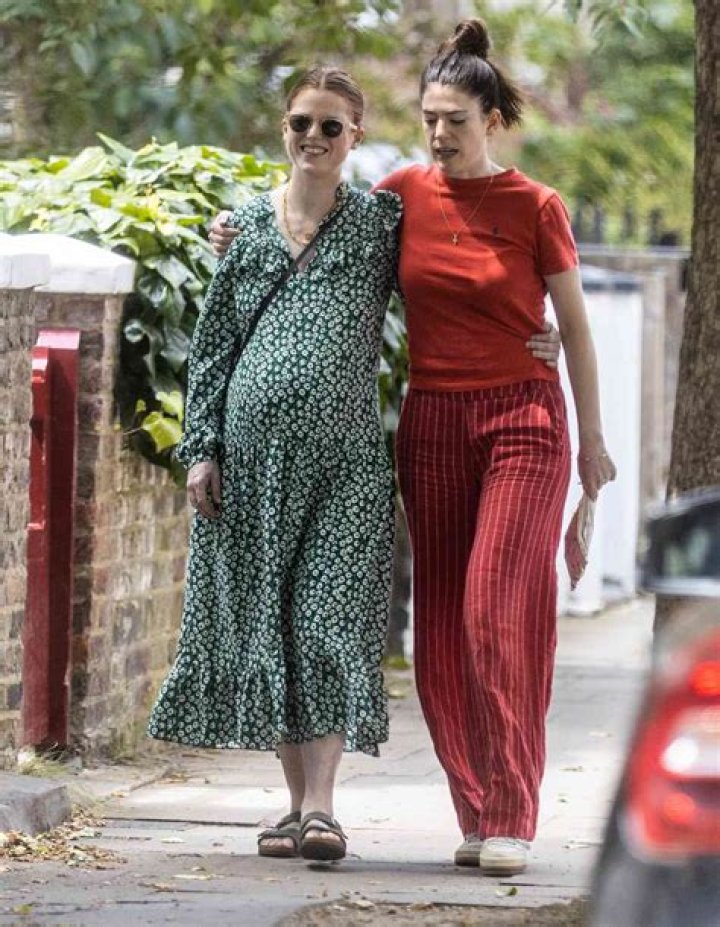 Rose Leslie Gushes Over How ‘Thrilled’ She Is To Be Expecting Baby With Kit Harington In Rare Interview