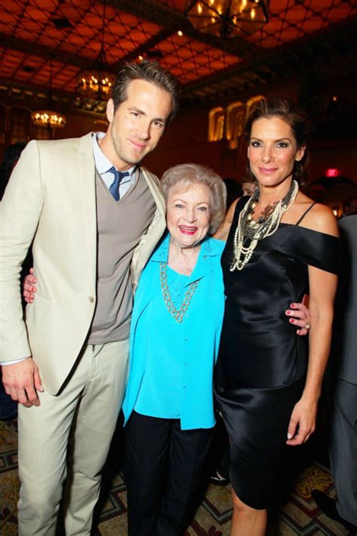 Ryan Reynolds Mourns Friend Betty White After Death At 99 – Hollywood Life