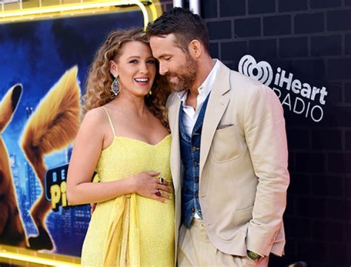 Ryan Reynolds ‘Hoping’ Baby No. 4 With Blake Lively Is A Girl: Video – Hollywood Life