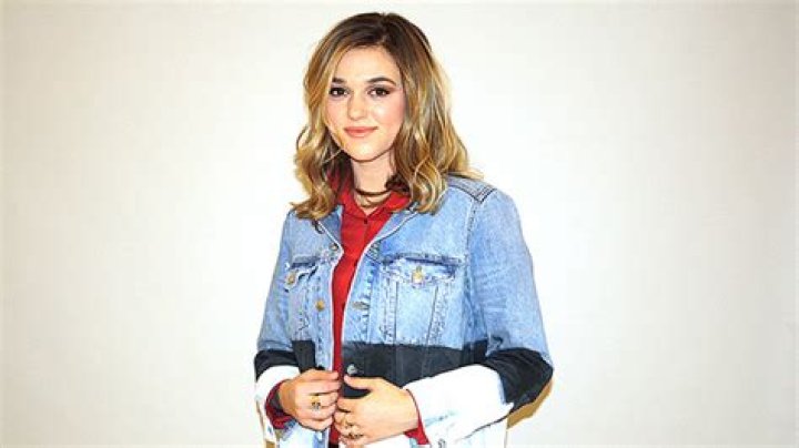 My Breakup Cured My Eating Disorder — Podcast Interview – Hollywood Life